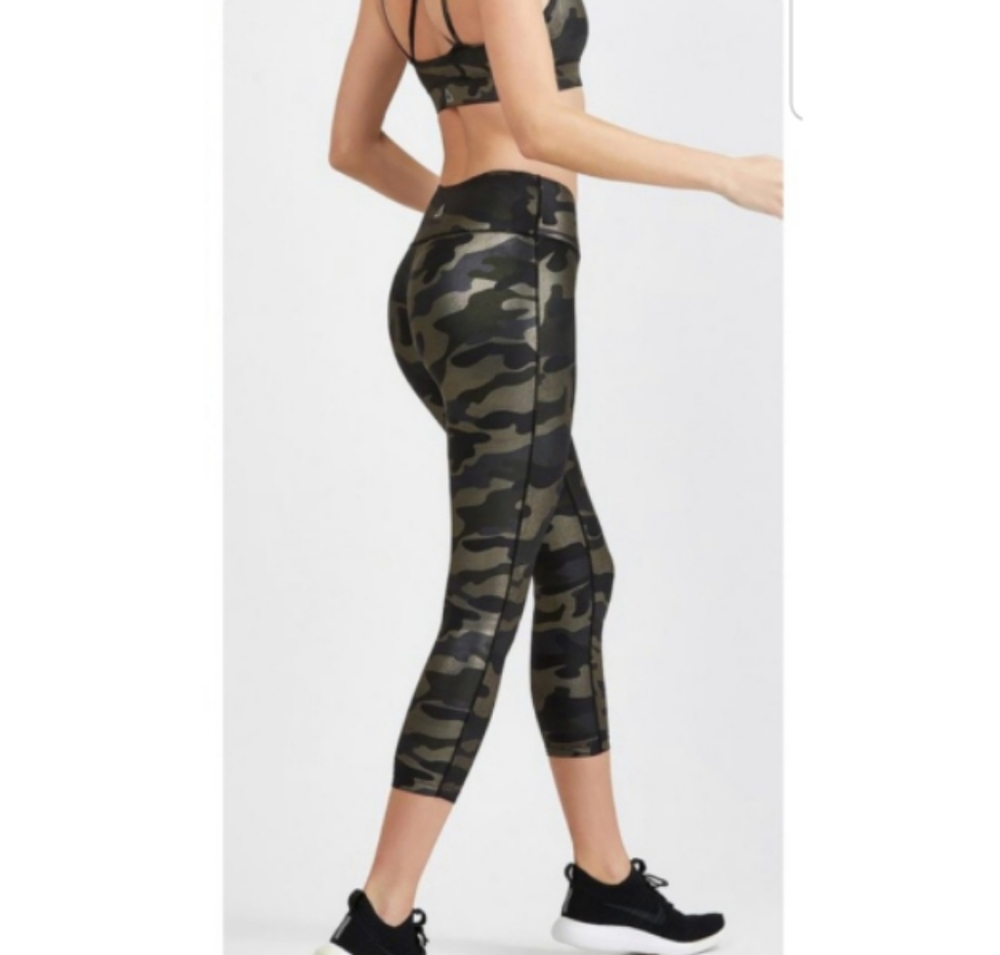 PrismSport Metallic Shinny Camo Camouflage Print Ankle Cropped Workout Leggings